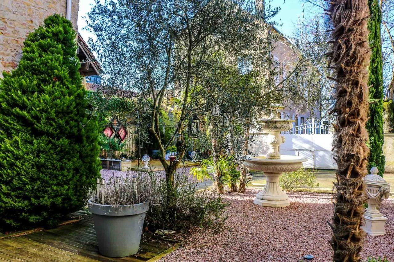 Chez Fabrice Hotel Dun-sur-Auron Exterior photo